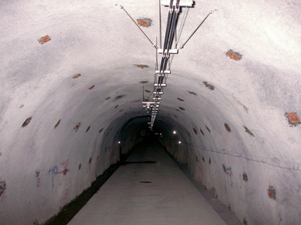トンネル内1