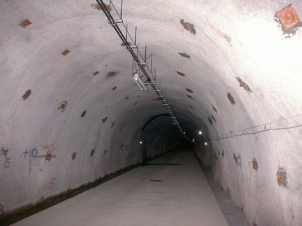 トンネル内3