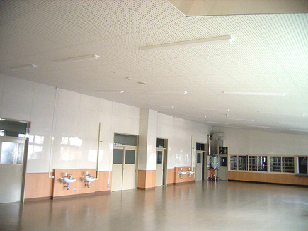 管理棟食堂全景２